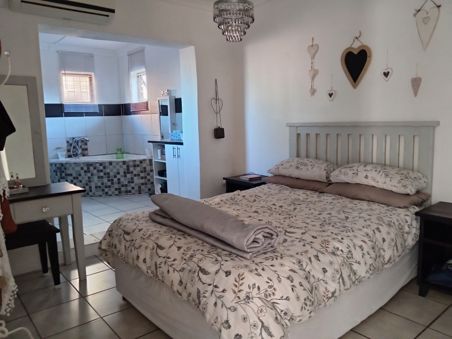 3 Bedroom Property for Sale in Strelitzia Park Eastern Cape
